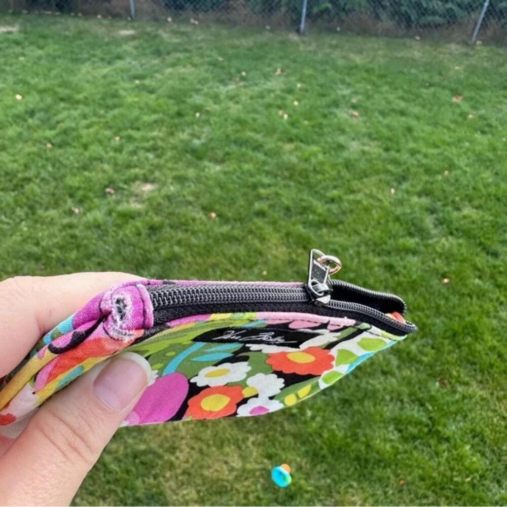 Vera Bradley | Retired Va Va Bloom Clip Zip ID Case